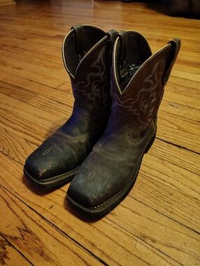 Justin WKL9978 Women's Waterproof Composite Square Toe Work Boots